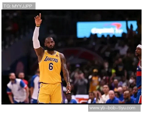 夸梅赞詹姆斯精彩表现十步上篮得分展现历史得分王的优雅风采