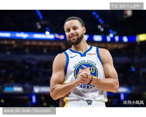 库里21分钟内狂砍31分31科尔笑容满面与其相视而笑